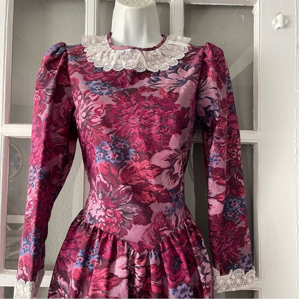 Saks Fifth Avenue Vintage Sabrina Floral Long Sleeve Dress - Picture 3 of 10